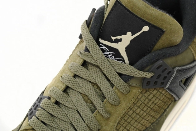 One Kick Medium 4 Air Jordan Olive FB9927-200 Craft 0810